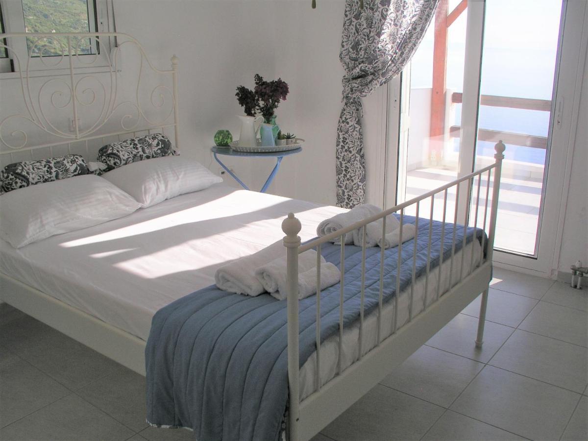 Villa Agnanti Akhladherí Esterno foto