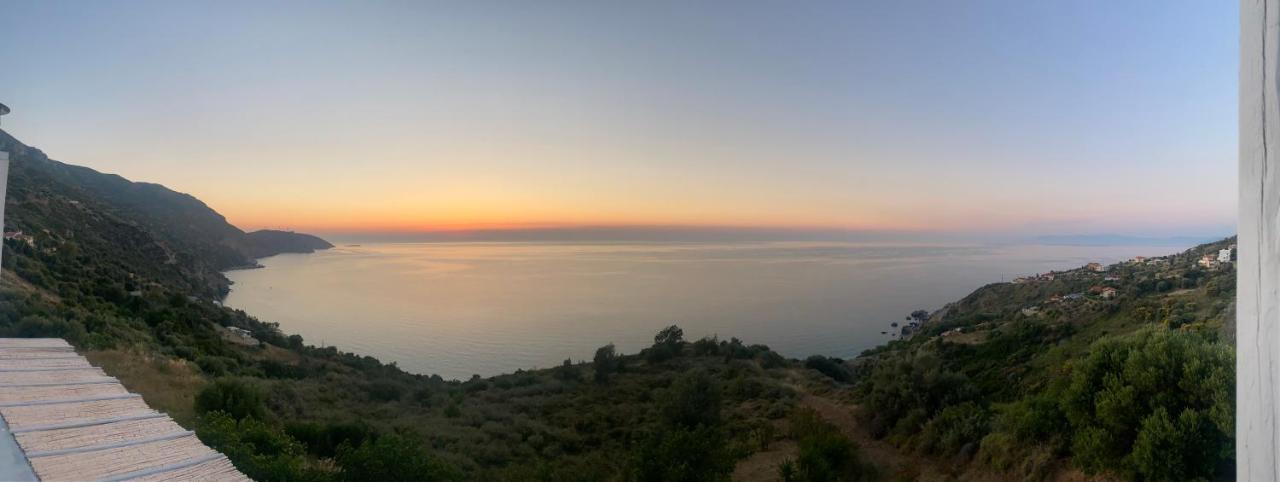 Villa Agnanti Akhladherí Esterno foto