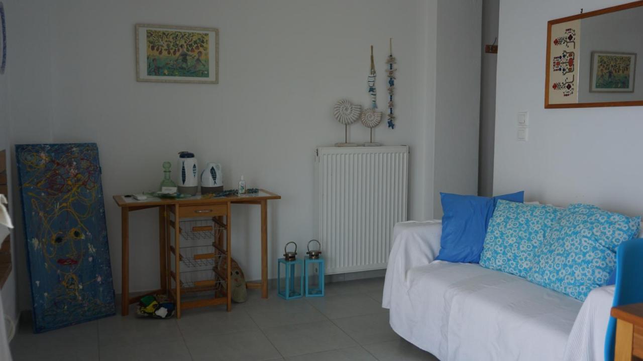 Villa Agnanti Akhladherí Esterno foto